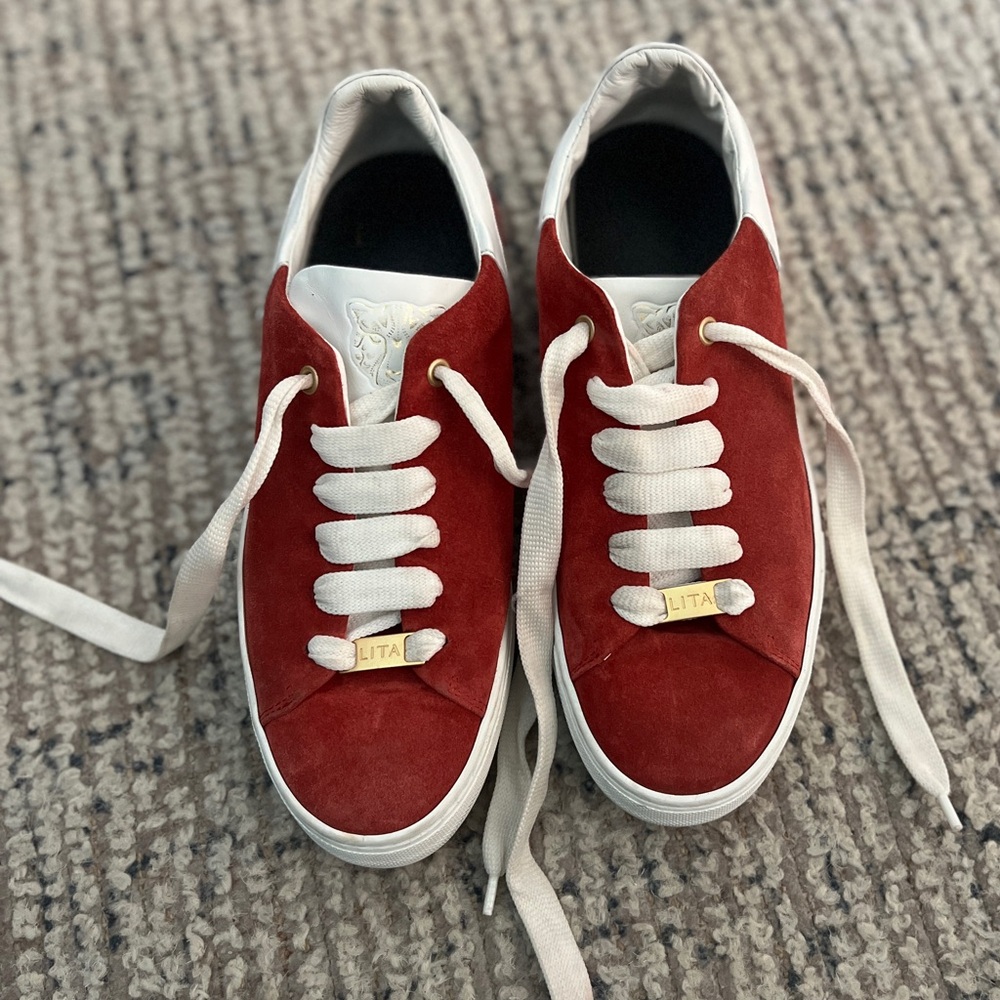 Women LITA | Icon Sneaker In Suede Size 38